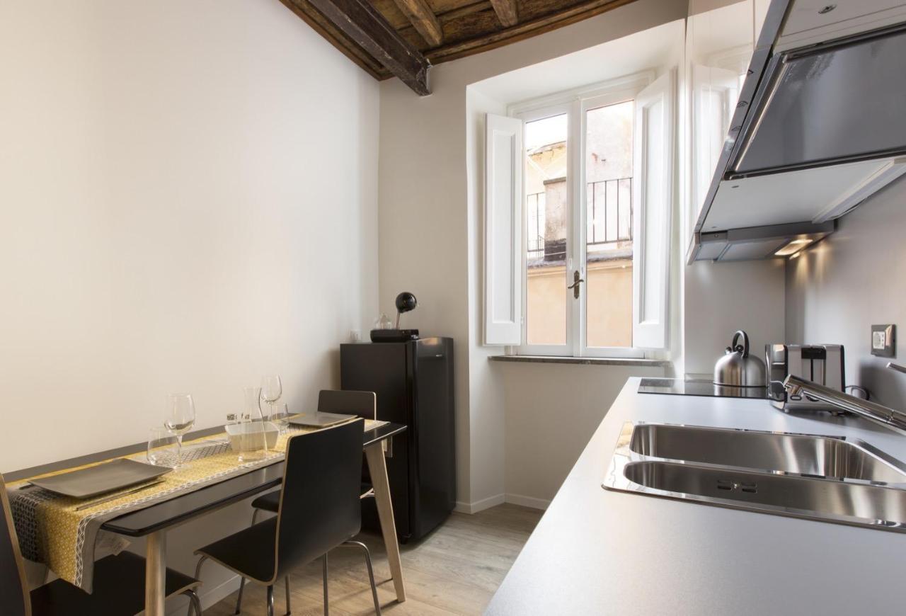 Cozy Apartment In Via Degli Spagnoli - Fromhometorome Exterior photo