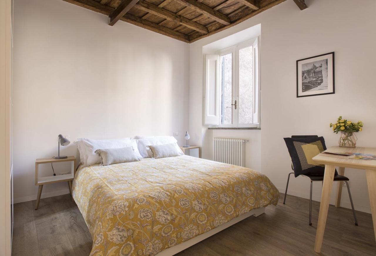 Cozy Apartment In Via Degli Spagnoli - Fromhometorome Exterior photo