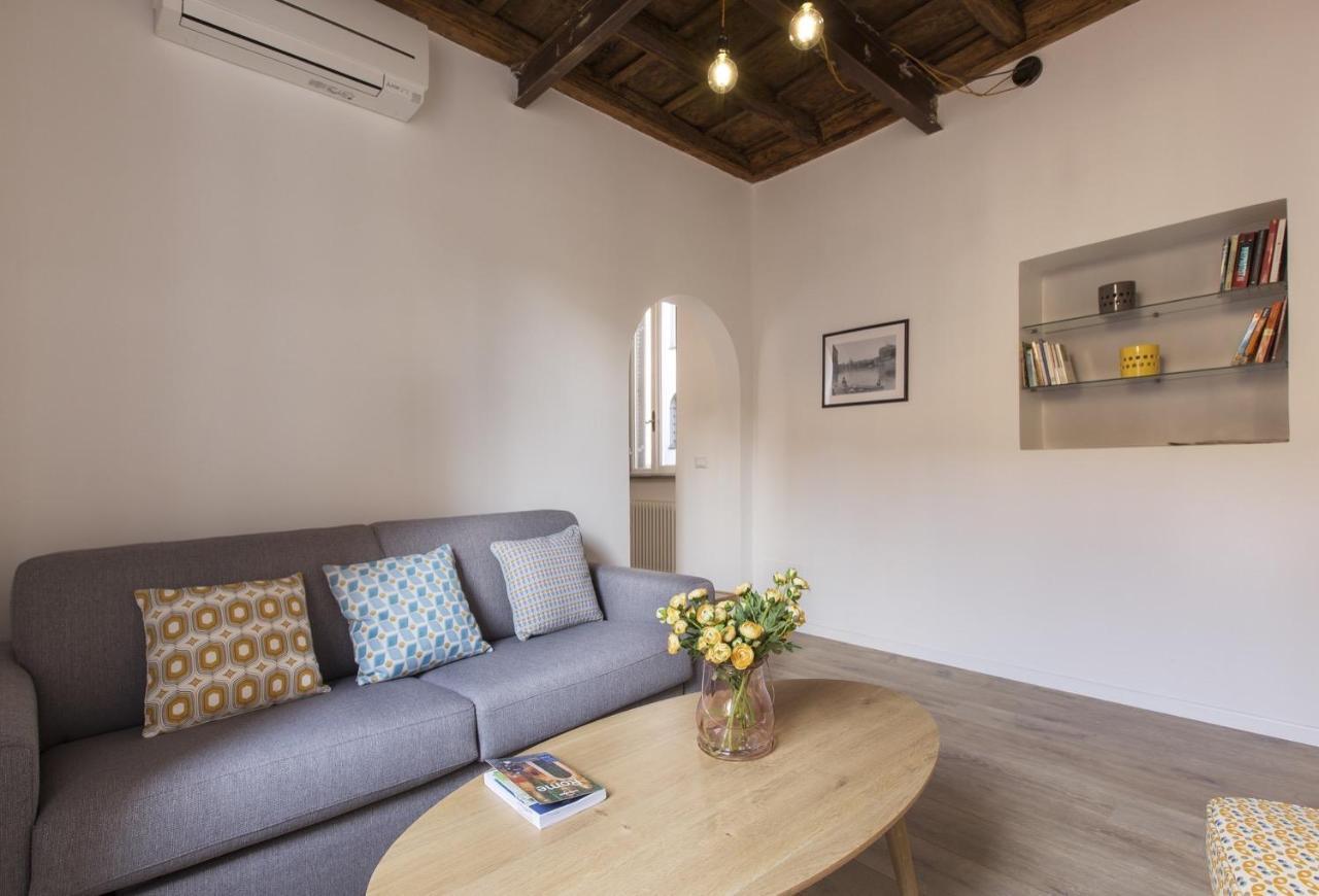 Cozy Apartment In Via Degli Spagnoli - Fromhometorome Exterior photo